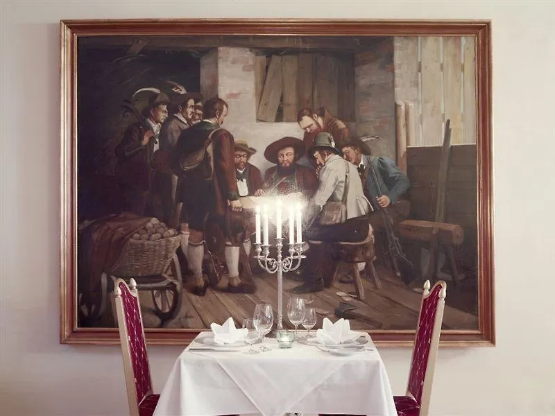 Hotel Schwarzer Adler אינסברוק